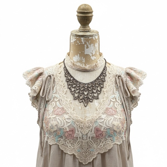 Vintage Rhinestone Bib Necklace, Sparkly Clear Crystal Statement Necklace - Picture 3 of 15